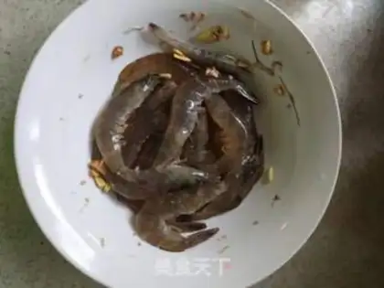 Make Shrimp from the pond step 1