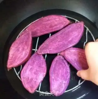 Make Yogurt and potatoes step 2