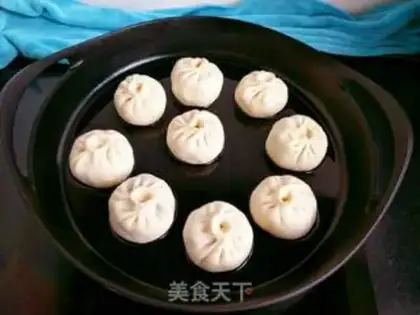 Make Fried celery pork bun step 5