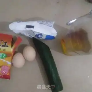 Make Quaffles for fried eggs step 0