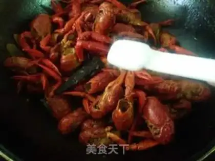 Make Spicy lobster step 12