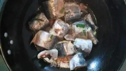 Make Red-burned fish step 1