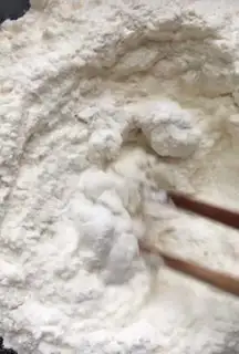 Make Souffle sesame pancakes step 1