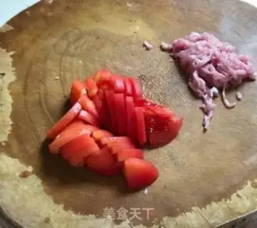 Make Tomato eggs, three-coloured fish step 3