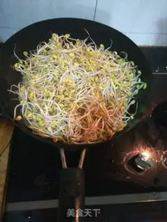 Make Bean sprouts step 1
