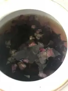 Make Rose milk tea step 1