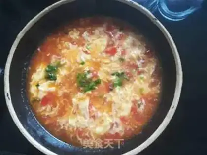 Make Tomato egg soup step 1