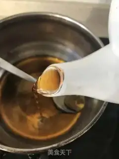 Make Rose milk tea step 3