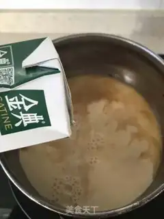 Make Rose milk tea step 5