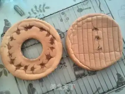 Make Springflower birthday cake step 5