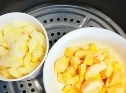 Make A melon apple mud step 2