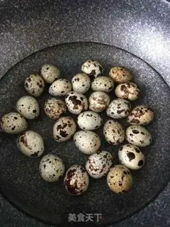 Make Five flowers with tea and mushroom eggs step 1