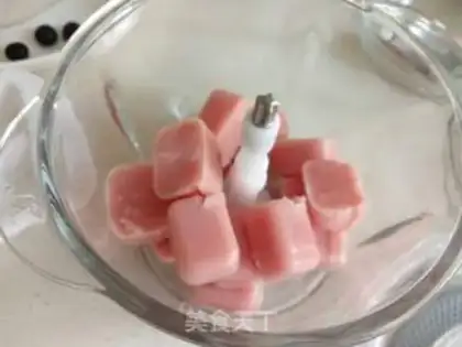 Make Peaches, watermelon, smoothie step 6
