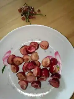 Make Cherry wine step 1