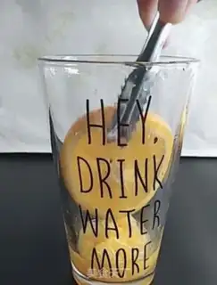 Make Fresh orange iced tea step 3