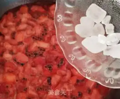 Make Strawberry sauce step 2