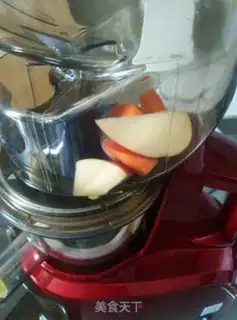 Make Carrot apple juice step 1