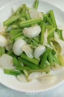 Make The Celery Lily step 8
