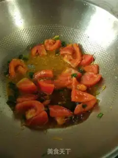 Make Tomato fried eggs step 4