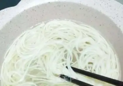 Make Tomato noodles step 4