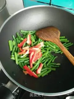 Make Garlic beans step 3