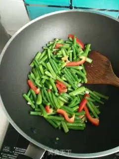 Make Garlic beans step 4