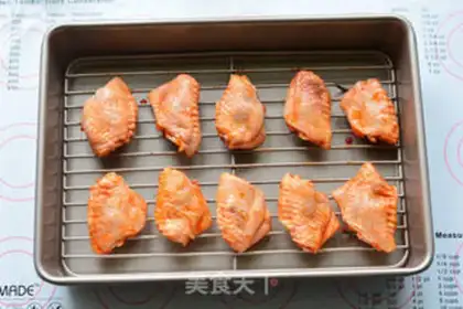 Make Chicken wings in Orleans step 4