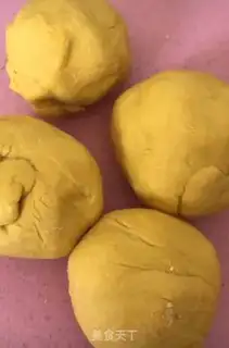 Make Cranberry pumpkin cake step 2