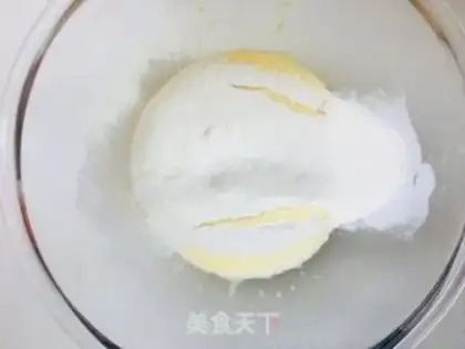 Make Red velvet Madeleine step 2