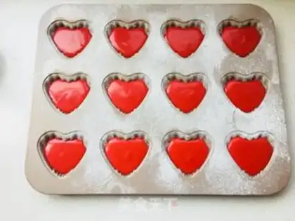 Make Red velvet Madeleine step 8