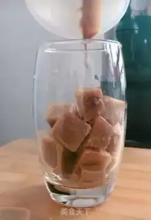 Make Milk coffee step 1