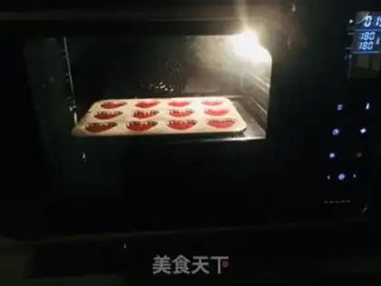 Make Red velvet Madeleine step 9