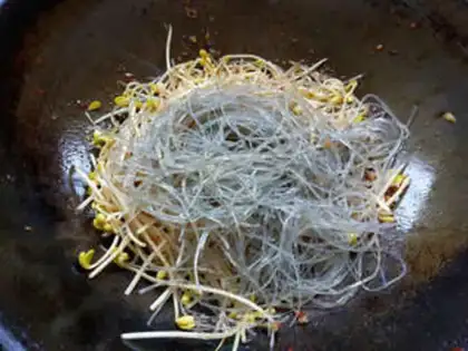 Make Bean sprouts step 8