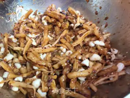 Make Roach and sauce step 12