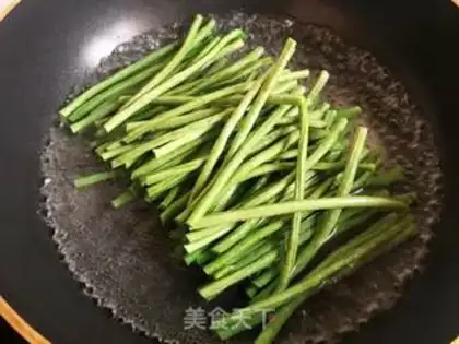 Make Spaghetti beans step 2