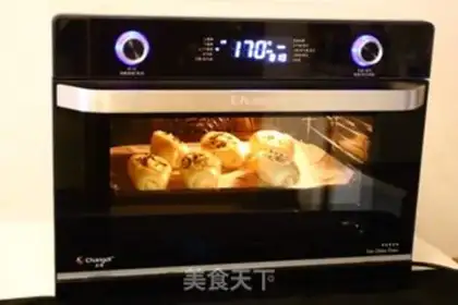 Make Garlic bread step 14