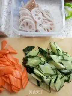Make Three-coloured slices step 2
