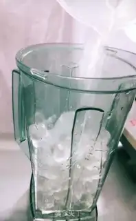Make Strawberry blueberries step 0