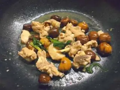 Make Chestnut fried chicken wings step 5