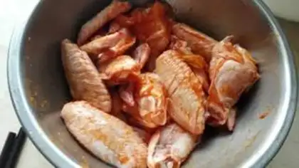 Make Orléans fried chicken wings step 2