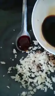 Make Garlic oatmeal step 5