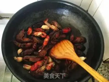 Make Cucumber lobster step 4