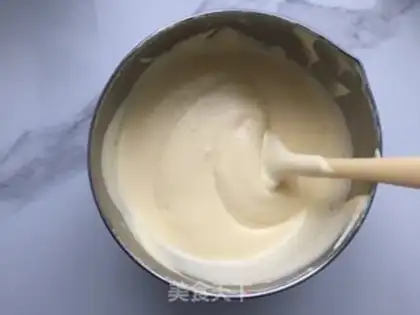 Make Sesame pine roll step 13