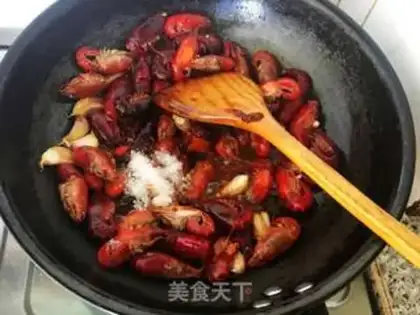 Make Cucumber lobster step 6