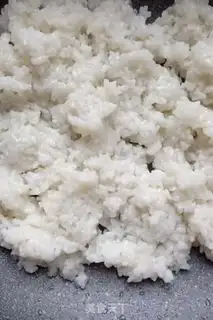 Make Gold egg fried rice step 4