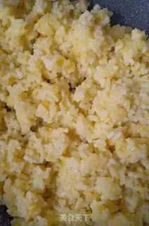 Make Gold egg fried rice step 5