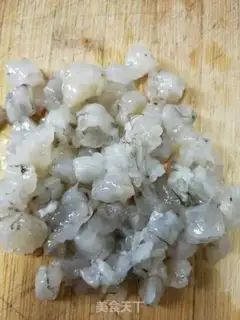 Make Crystal shrimp dumplings step 1