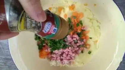 Make Onion potatoes step 4