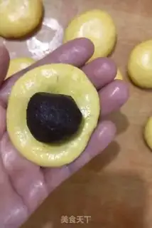 Make Pumpkin bean cake step 5