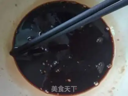 Make Red sugar rolls step 0